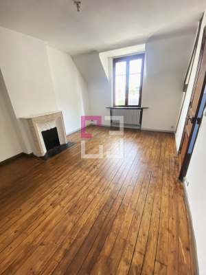 
Maison à louer - 2 chambres - 83.78m²
