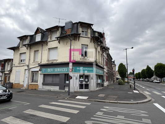 
Immeuble Saint Quentin 8 pièce(s)
