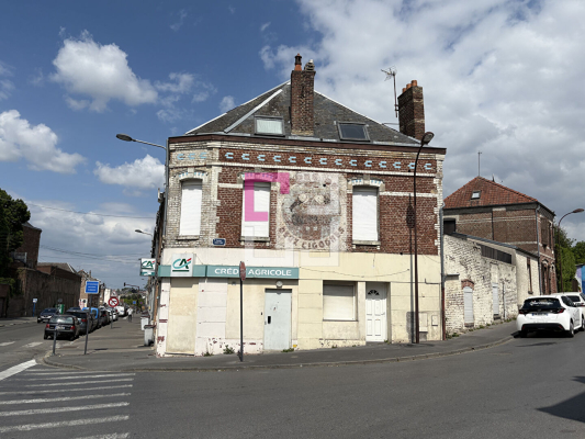 
Immeuble Saint Quentin 1 pièce(s)

