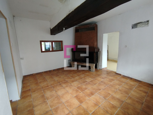
Maison ETREUX 2 pièces 62 m²
