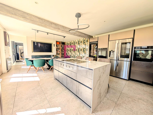 
Maison Compiegne 5 pièce(s) 162 m2
