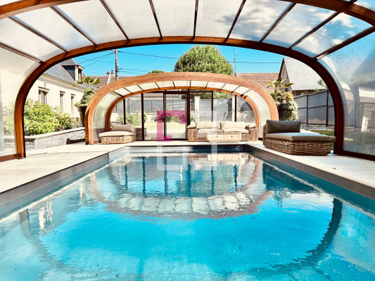 
Maison Compiegne 5 pièce(s) 162 m2
