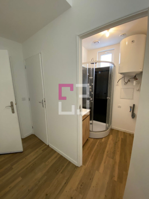 
Appartement  à Louer
