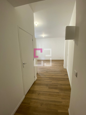 
Appartement  à Louer
