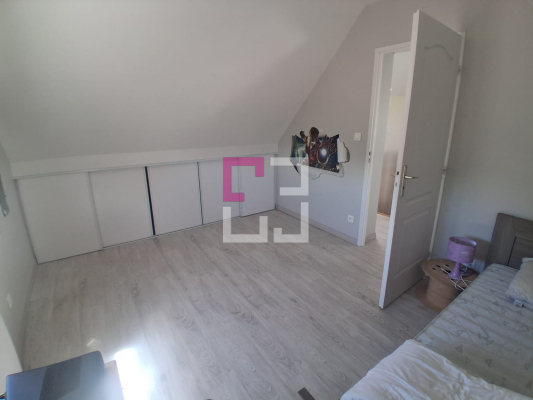 
Maison Tavaux Et Pontsericourt 8 pièce(s) 129 m2
