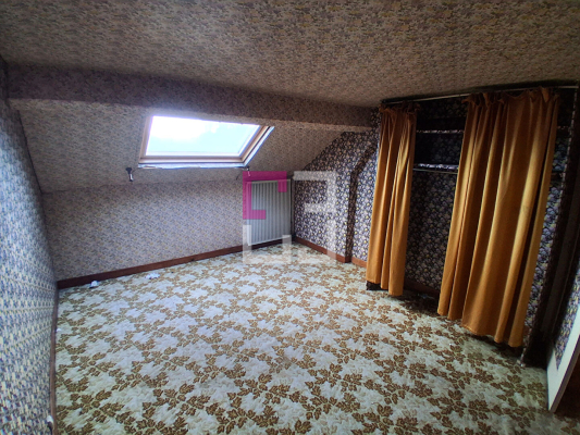 
Maison Etreaupont 5 pièce(s) 288 m2
