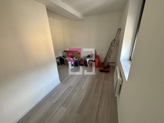 
Appartement Guise  2 pièce(s) 75 m2
