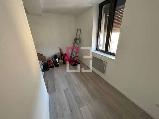 
Appartement Guise  2 pièce(s) 75 m2

