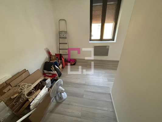
Appartement Guise  2 pièce(s) 75 m2
