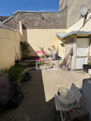 
Immeuble Saint Quentin 9 pièce(s) 220 m2
