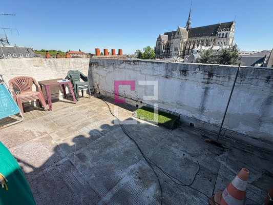 
Immeuble Saint Quentin 9 pièce(s) 220 m2
