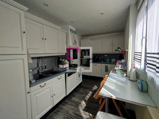 
Maison semi-mitoyenne SAINT QUENTIN 4 pièces 106 m²
