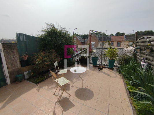 
Maison semi-mitoyenne SAINT QUENTIN 4 pièces 106 m²
