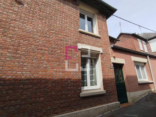 
Maison semi-mitoyenne SAINT QUENTIN 4 pièces 106 m²
