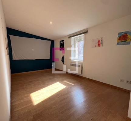 
Maison Crecy Sur Serre 3 pièce(s) 105 m2
