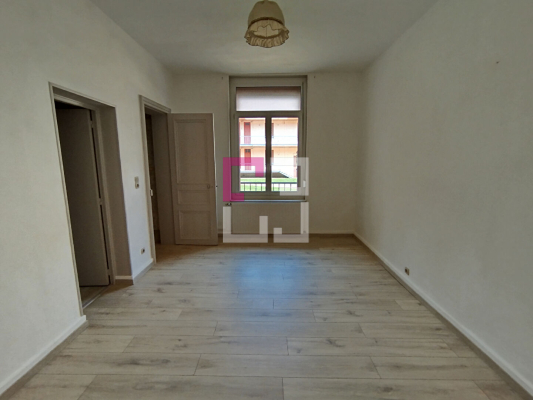 Appartement GUISE 4 pièces 97 m²