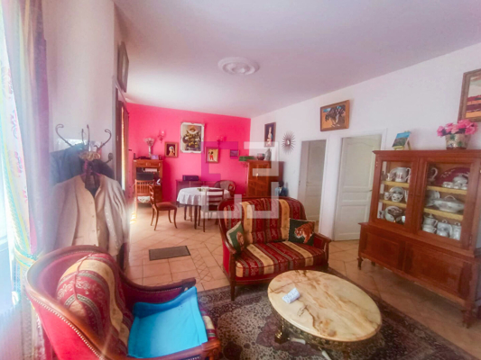 
Maison Hirson 6 pièce(s) 150 m2
