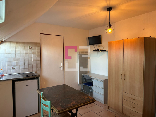 
Immeuble Itancourt 12 pièce(s) 400 m2
