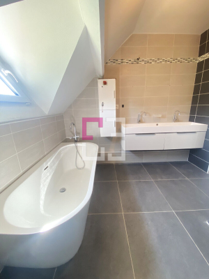 
A LOUER - MAISON 92.37m² (3 chambres)
