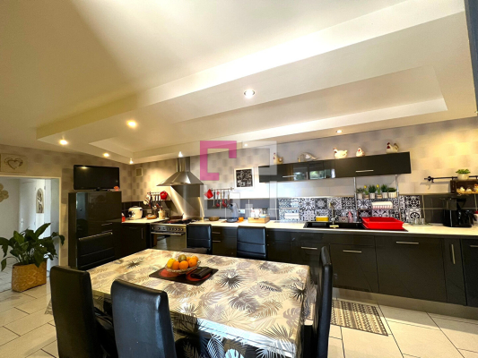 
Maison Toulis Et Attencourt 6 pièce(s) 149 m2
