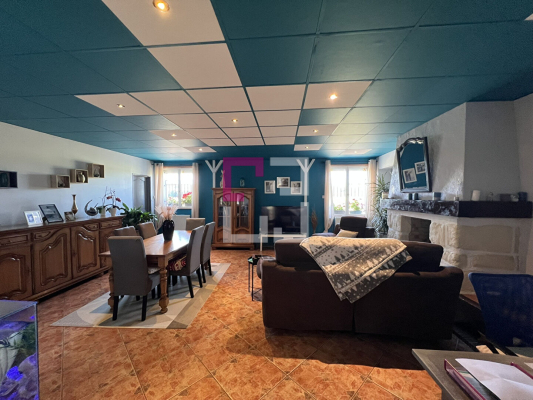 
Maison Toulis Et Attencourt 6 pièce(s) 149 m2
