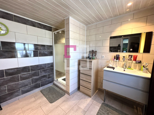 
Maison Toulis Et Attencourt 6 pièce(s) 149 m2
