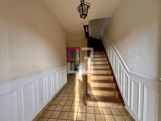 
Maison Tergnier 6 pièce(s) 140 m2
