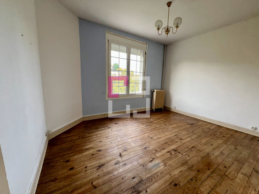 
Maison Tergnier 6 pièce(s) 140 m2
