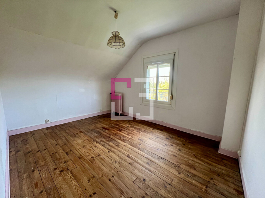
Maison Tergnier 6 pièce(s) 140 m2
