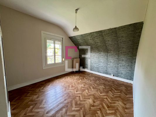 
Maison Tergnier 6 pièce(s) 140 m2
