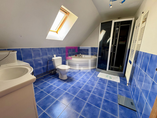 
Maison Vivaise 6 pièce(s) 140 m2
