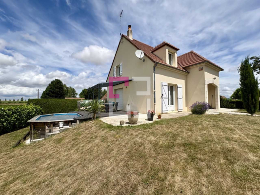 
Maison Vivaise 6 pièce(s) 140 m2
