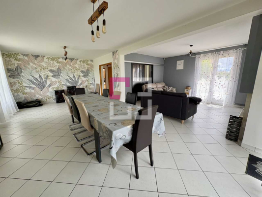 
Maison Vivaise 6 pièce(s) 140 m2
