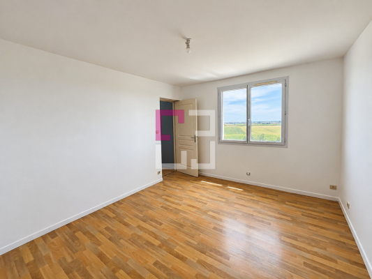 
Maison Chatillon Les Sons 5 pièce(s) 130.40 m2
