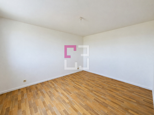 
Maison Chatillon Les Sons 5 pièce(s) 130.40 m2
