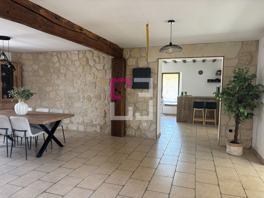 
Maison Villeselve 3 pièce(s) 170 m2
