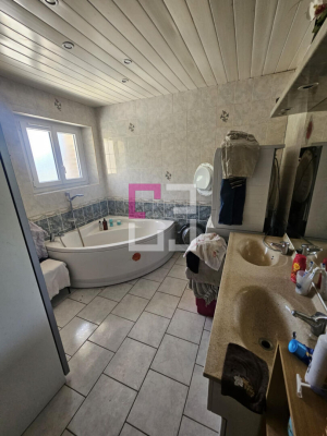 
Maison Pleine Selve 4 pièce(s) 131 m2
