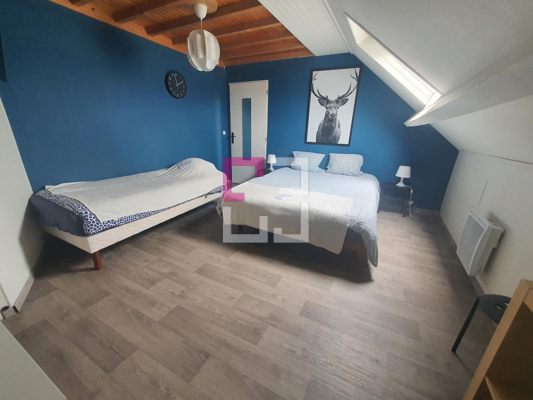 
Maison Sorbais 14 pièce(s) 296.29 m2
