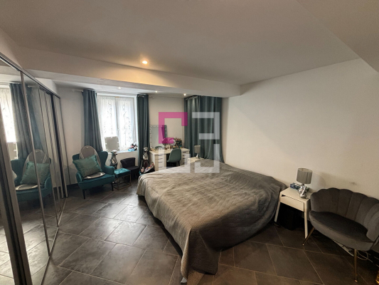 
Maison Marly Gomont 8 pièce(s) 215 m2
