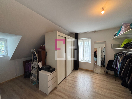 
Maison Marly Gomont 8 pièce(s) 215 m2
