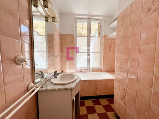 
Maison Assis Sur Serre 6 pièce(s) 160 m2
