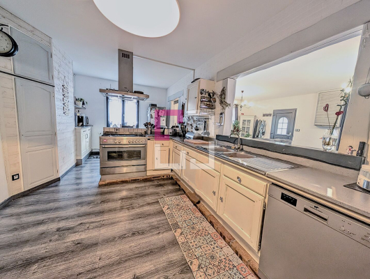 
Maison Suzoy 5 pièce(s) 123 m2
