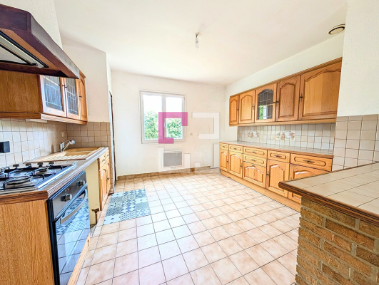 Maison Guiscard 5 pièce(s) 103 m2