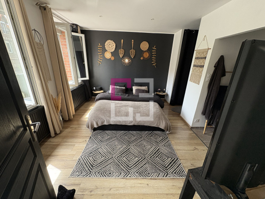 
Maison Neuville Saint Amand 4 pièce(s) 92 m2
