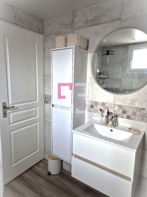
A louer - Appartement T3 avec balcon rénové à neuf
