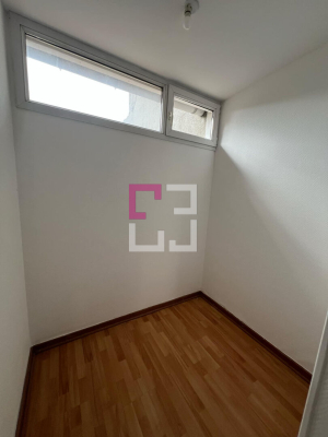 
Immeuble Saint Quentin 6 pièce(s) 130 m2
