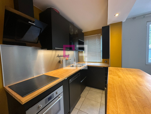 
Maison Ham pièce(s) 152m2
