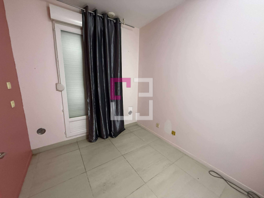 
Local commercial Ognes 4 pièce(s)
