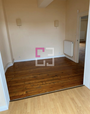 
Maison Crecy Sur Serre 4 pièce(s) 127.60 m2
