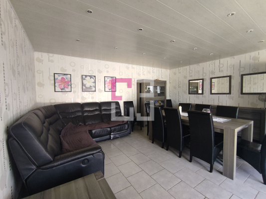 
Maison Mennevret 5 pièce(s) 100 m2
